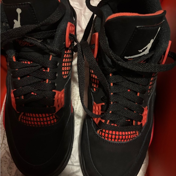 Air Jordan 4 Retro 'Red Thunder
Authentic - Picture 1 of 4